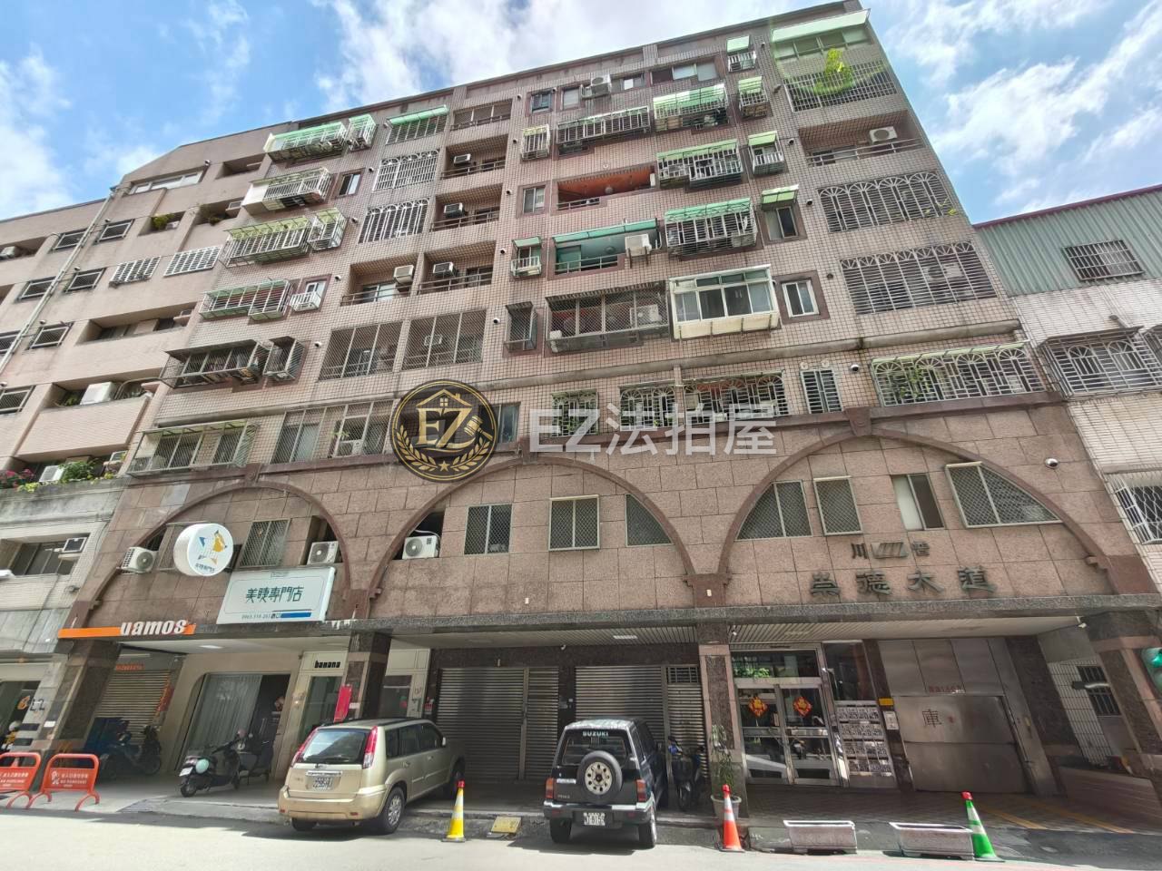 北屯，崇德七路『崇德大道』邊間三房車位，松竹國小照片