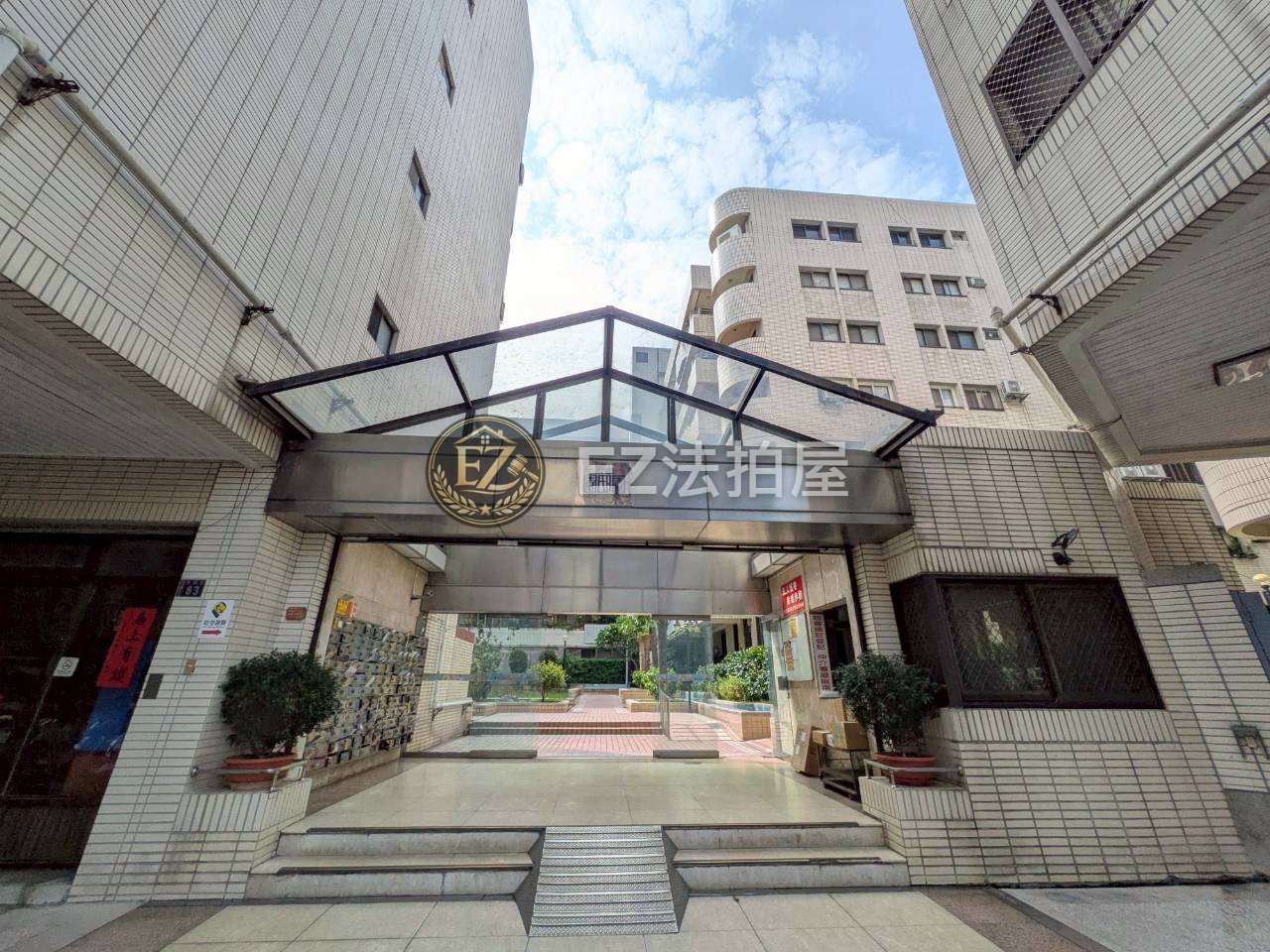 西屯『宏凱園邸園』低總價電梯兩房照片