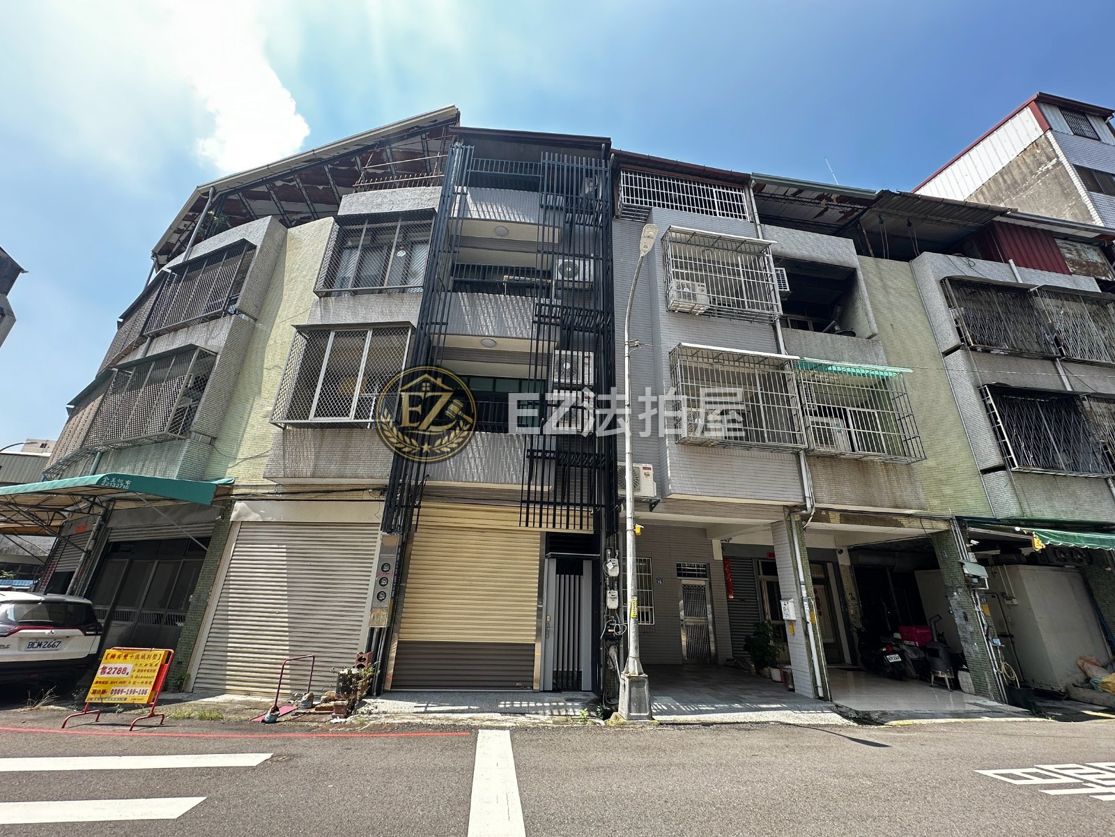 東區『東南街十米路四樓透天』照片